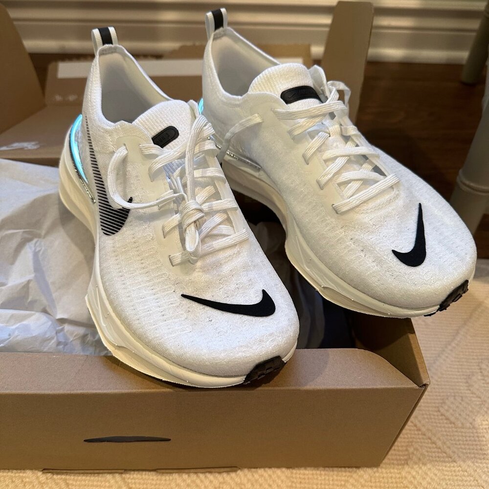 Nike Invincible 3 Women's Road Running Shoes (Wide)